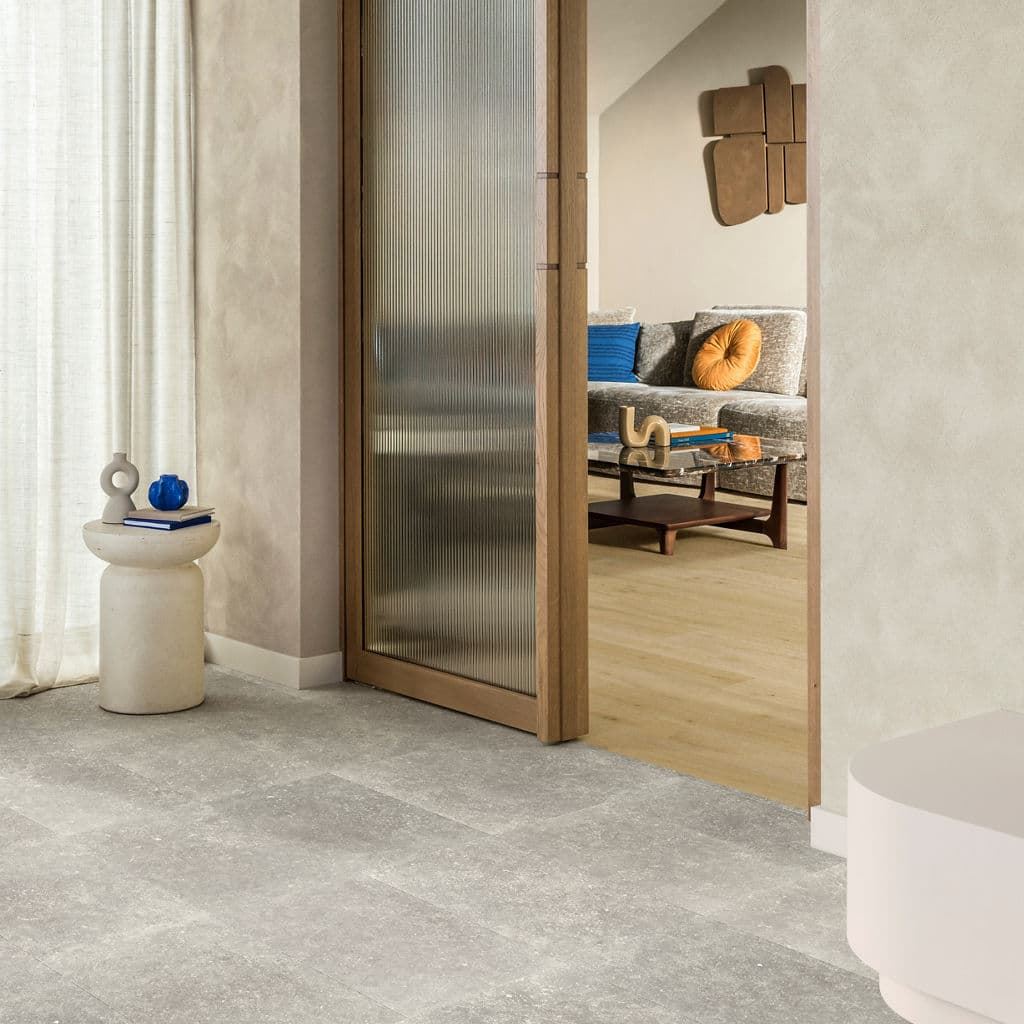 Caja de tarima flotante QUICK-STEP IMPRESSIVE ROBLE ALGODÓN IM8254 - Imagen 4