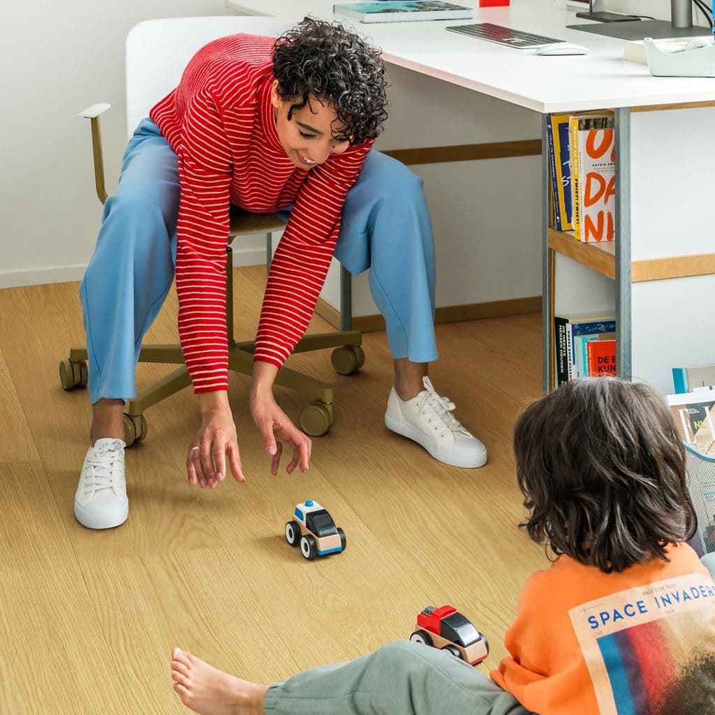 Caja de tarima flotante QUICK-STEP IMPRESSIVE ROBLE BOURBON IM8260 - Imagen 8