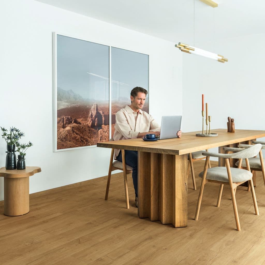 Caja de tarima flotante QUICK-STEP IMPRESSIVE ROBLE CLÁSICO NATURAL IM1848 - Imagen 5