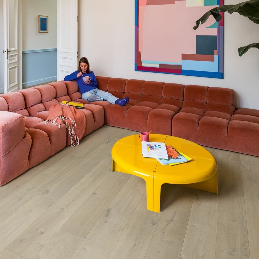 Caja de tarima flotante QUICK-STEP IMPRESSIVE ULTRA ROBLE SUAVE GRIS CÁLIDO IMU1856 - Imagen 9