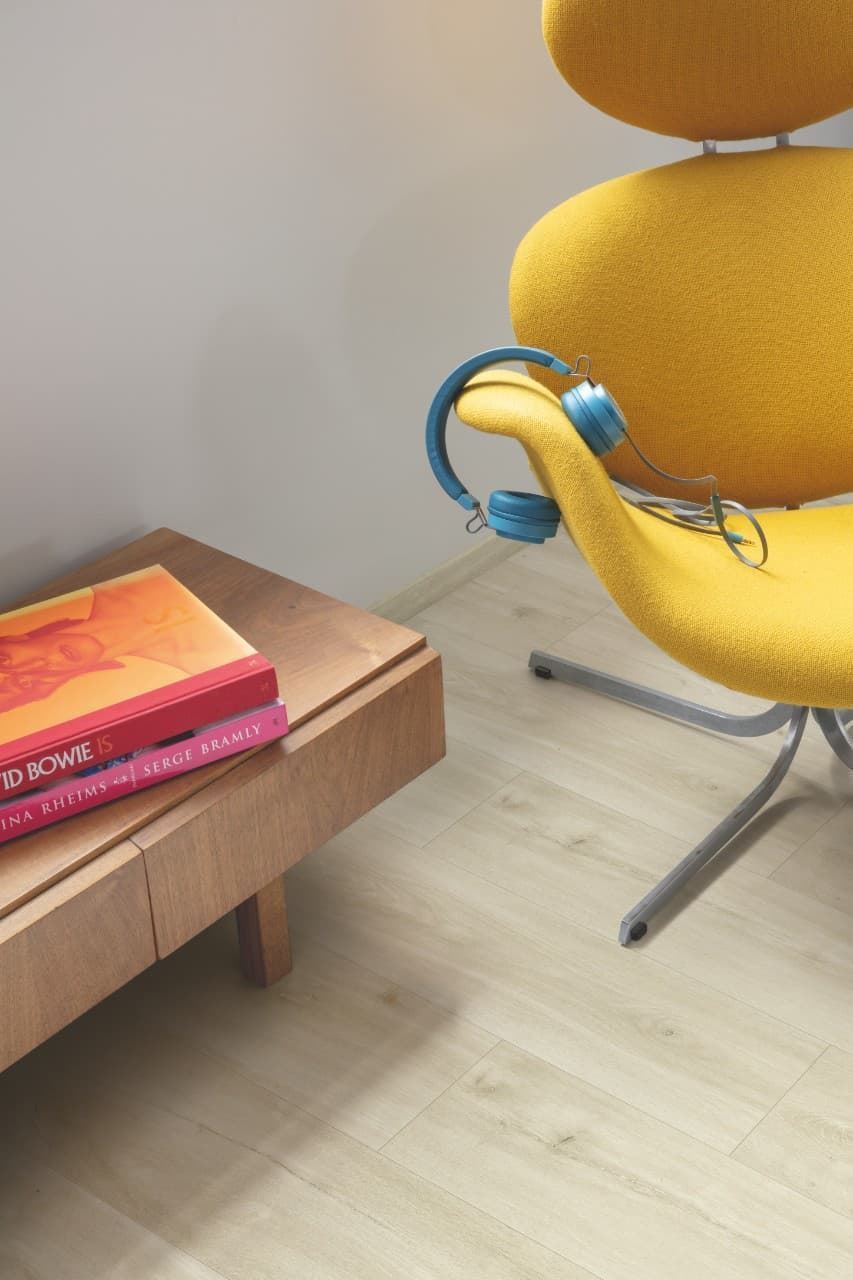 Caja de tarima vinilo QUICK-STEP BASE BLOS ROBLE CAÑÓN BEIGE AVSPT40038 - Imagen 6