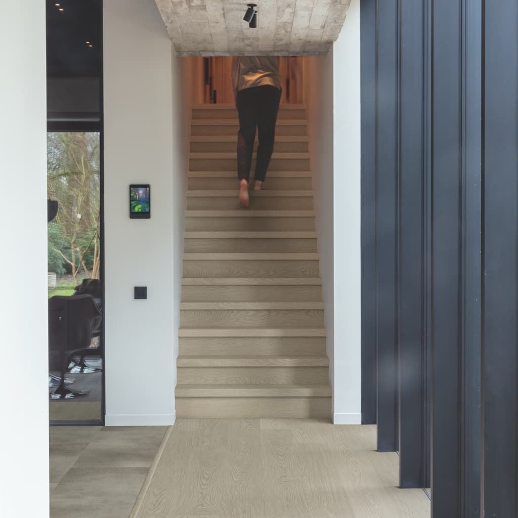 Caja de tarima vinilo QUICK-STEP BASE BLOS ROBLE CHÍA AVSPT40280 - Imagen 4