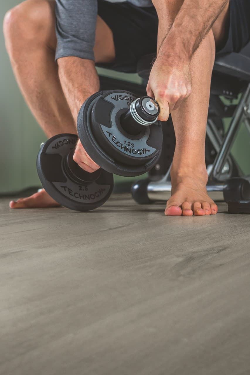 Caja de tarima vinilo QUICK-STEP BLOOM ROBLE ALGODÓN ACOGEDOR GRIS AVMPU40202 - Imagen 4