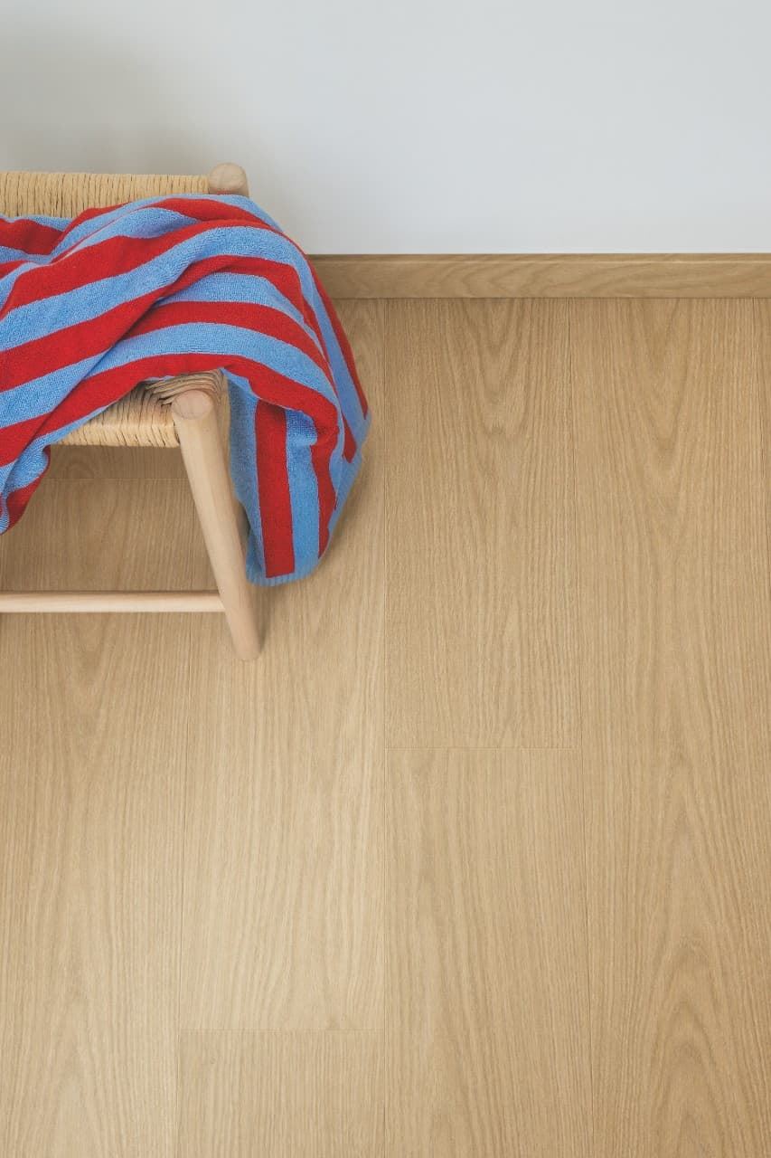 Caja de tarima vinilo QUICK-STEP BLOS ROBLE JENJIBRE AVSPU40278 - Imagen 4