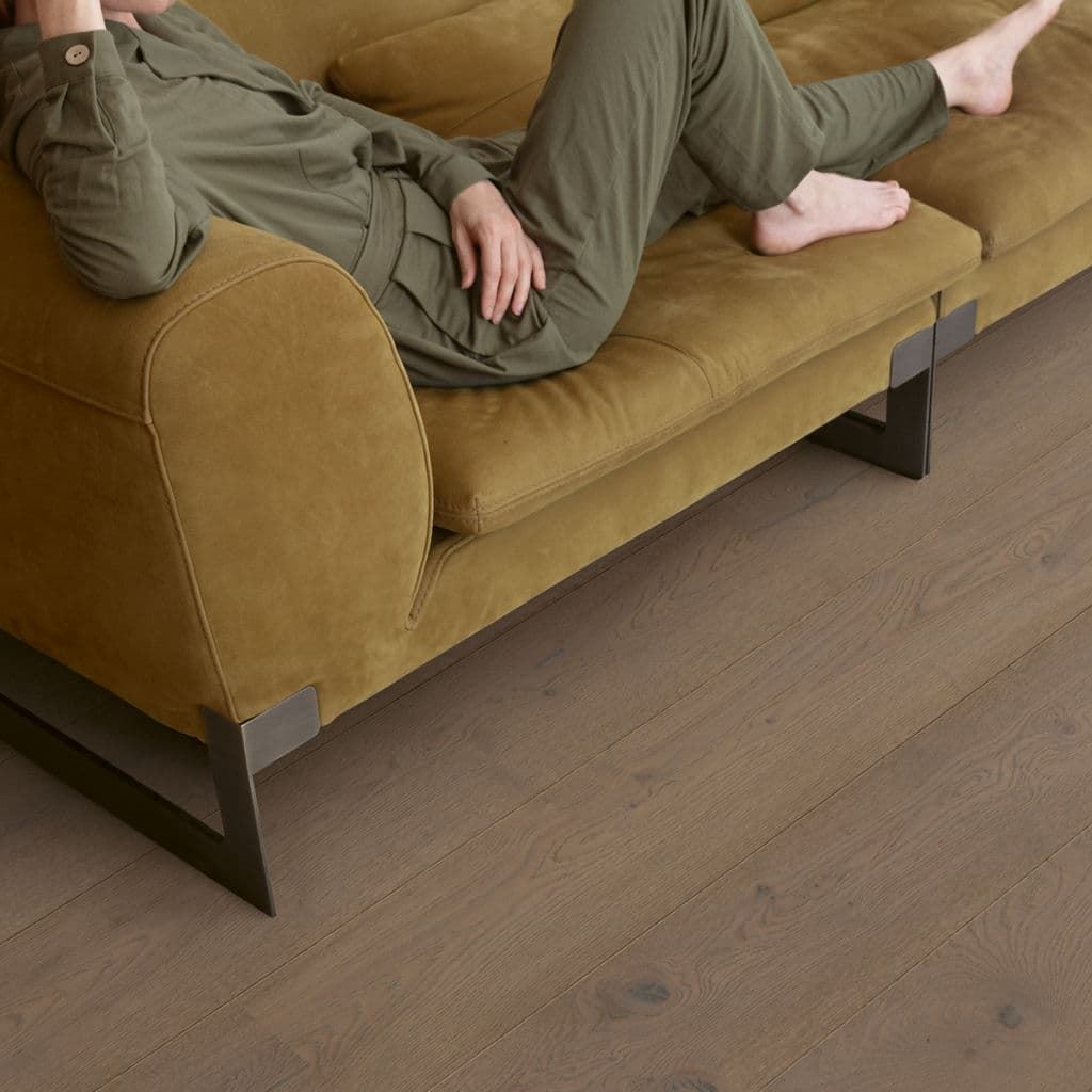 M2 PARQUET QUICK-STEP CASCADA ROBLE GRIS ALGODÓN EXTRA MATE CASC5112 - Imagen 9