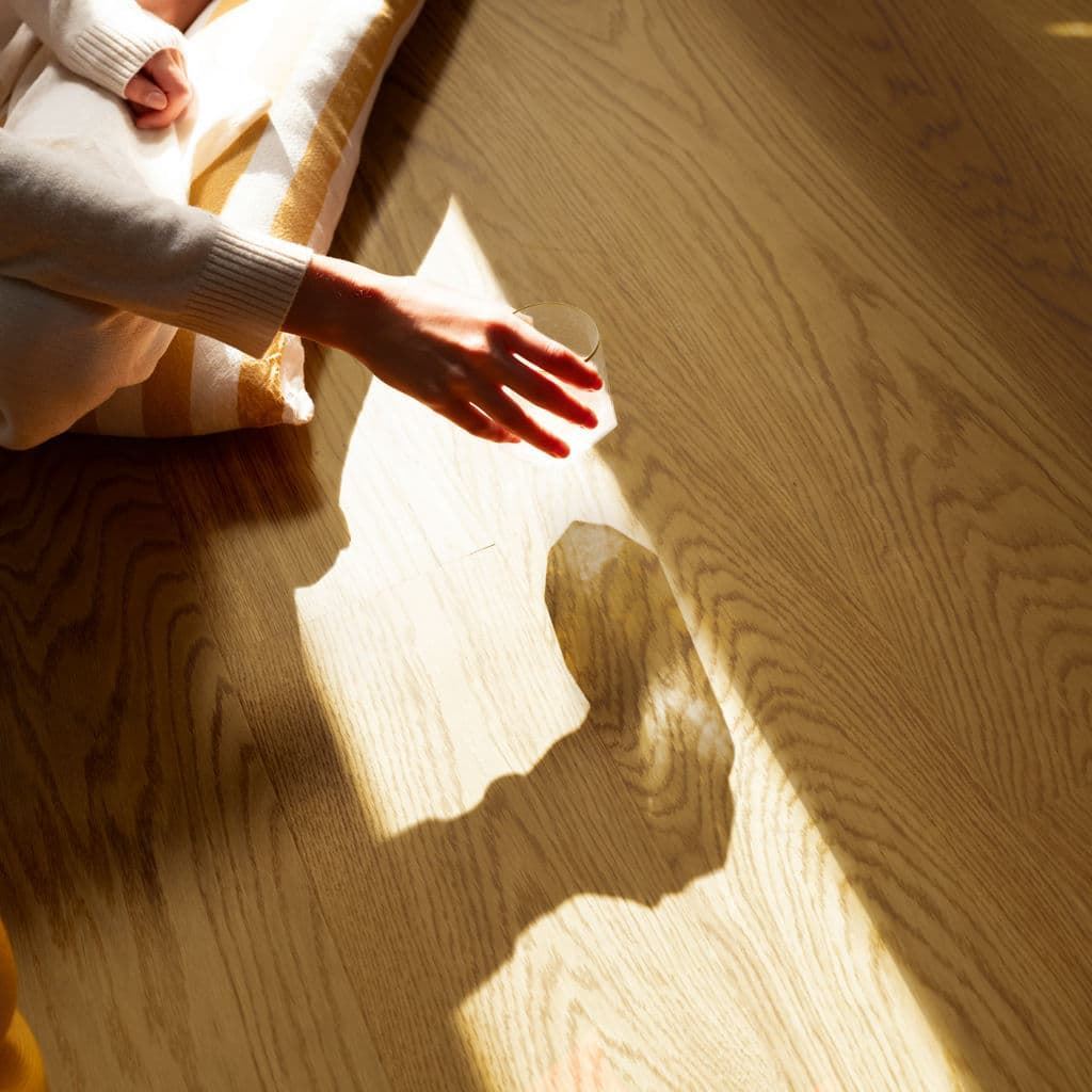 M2 PARQUET QUICK-STEP CASCADA ROBLE MARRÓN CARAMELO EXTRA MATE CASC3888 - Imagen 9