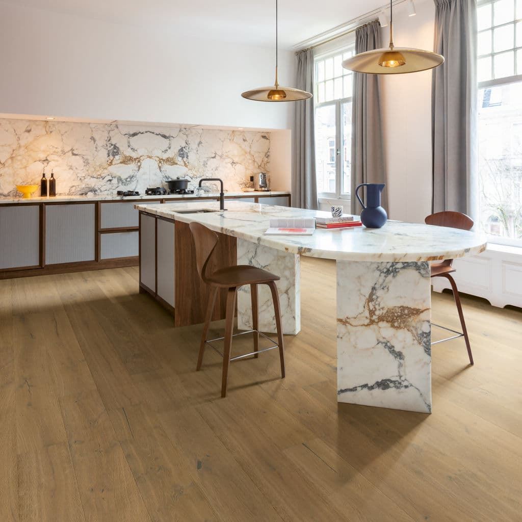 M2 PARQUET QUICK-STEP CASCADA ROBLE MOSTAZA EXTRA MATE CASC6031 - Imagen 5