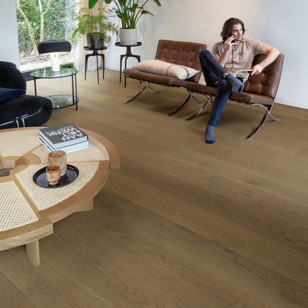 M2 PARQUET QUICK-STEP CASCADA ROBLE VINTAGE MARRÓN EXTRA MATE CASC5676 - Imagen 5