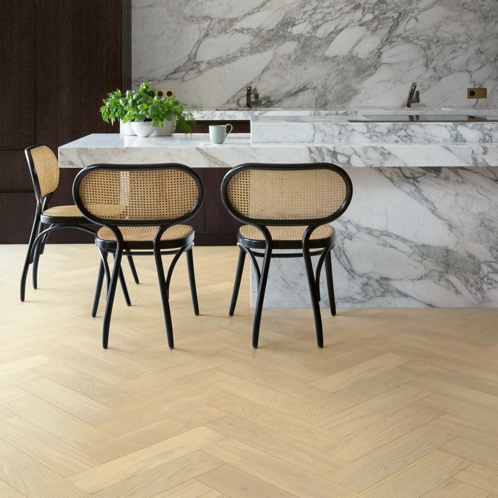 M2 PARQUET QUICK-STEP DISEGNO ROBLE CREMOSO EXTRA MATE DIS4865S - Imagen 4